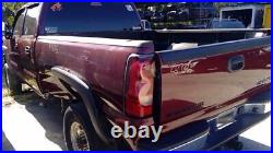 Driver Corner/Park Light Classic Style Fits 03-07 SILVERADO 1500 PICKUP 1035098