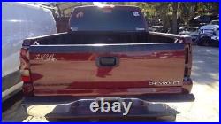 Driver Corner/Park Light Classic Style Fits 03-07 SILVERADO 1500 PICKUP 1035098