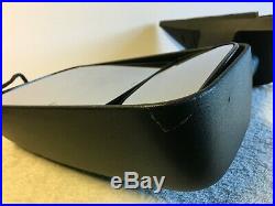 GM Chevy 2007-2013 Black Tow Mirror Manual Driver Side Left Side Turn Signal OEM