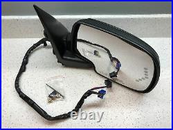 GM Truck Right Side Mirror Heated Turn Signal Power Folding Puddle Lamp 88980722
